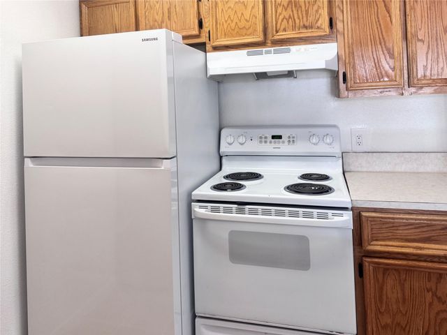 3919 Fairmont Parkway 206, Pasadena, TX 77504