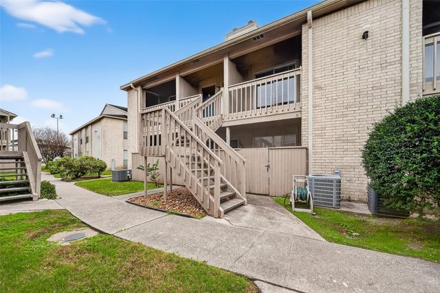3919 Fairmont Parkway 206, Pasadena, TX 77504
