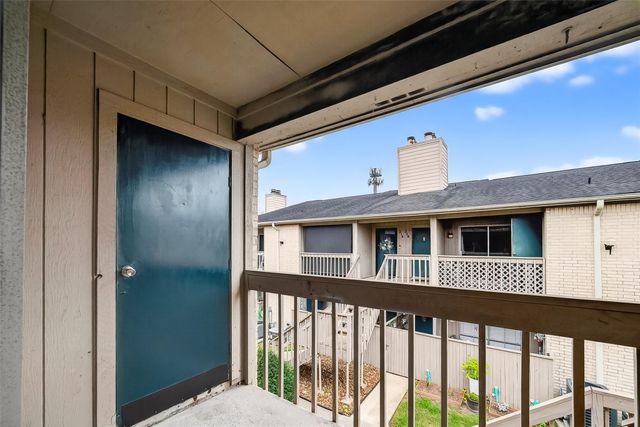 3919 Fairmont Parkway 206, Pasadena, TX 77504