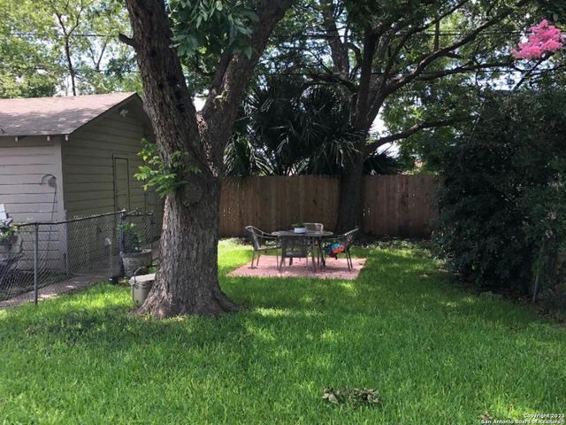 420 BRYN MAWR DR, San Antonio, TX 78209