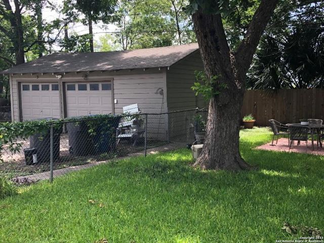 420 BRYN MAWR DR, San Antonio, TX 78209