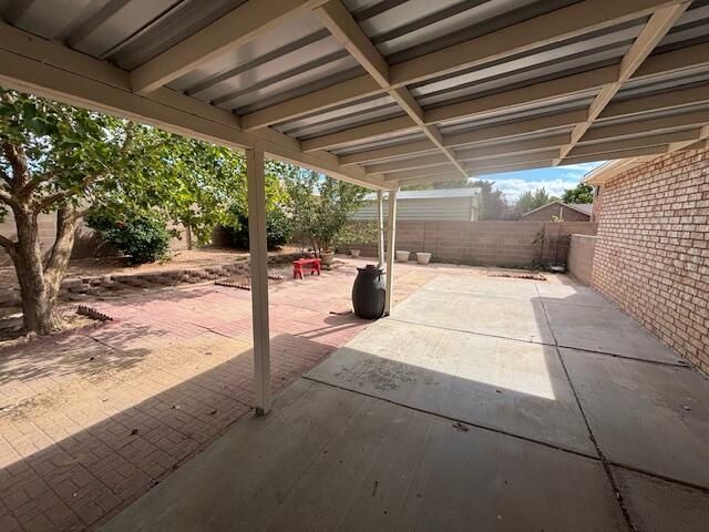 1616 CERRO VISTA Loop NW, Los Lunas, NM 87031