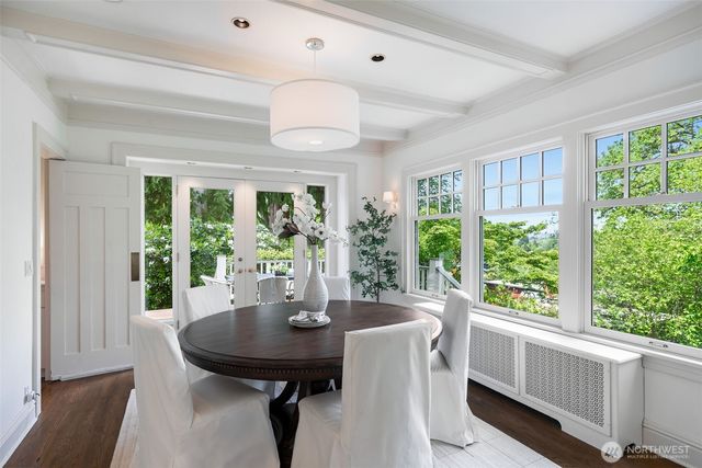 233 36th Avenue E, Seattle, WA 98112
