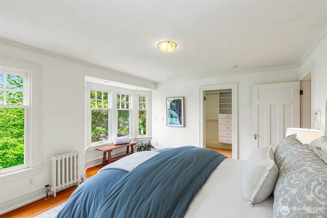 233 36th Avenue E, Seattle, WA 98112
