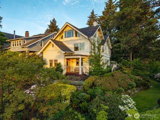233 36th Avenue E, Seattle, WA 98112