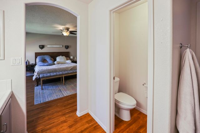 7709 Brianne Avenue NW, Albuquerque, NM 87114