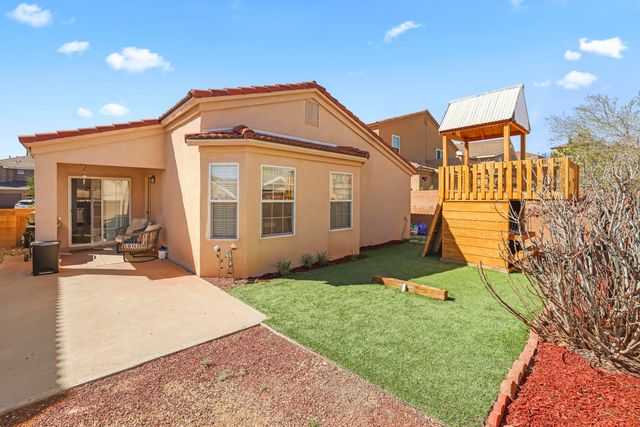 7709 Brianne Avenue NW, Albuquerque, NM 87114