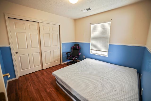 7709 Brianne Avenue NW, Albuquerque, NM 87114