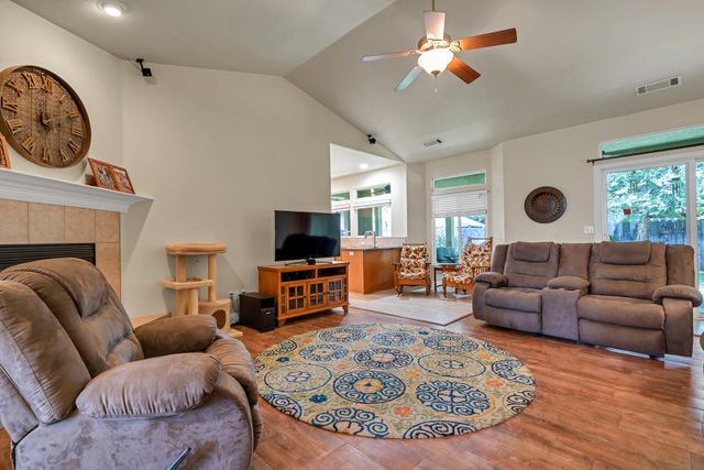 3473 Nathan Drive, Anderson, CA 96007