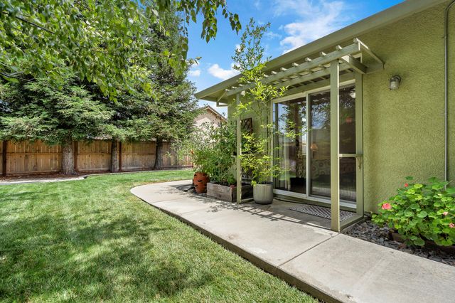 3473 Nathan Drive, Anderson, CA 96007