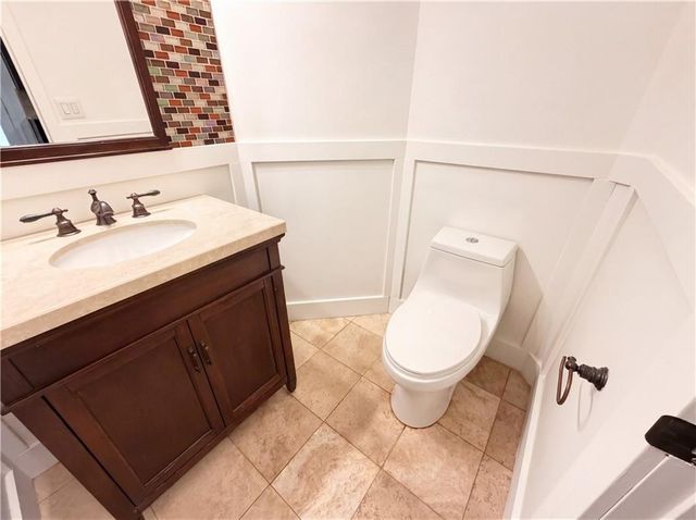 208 Autumn Trail, Acworth, GA 30102
