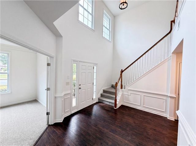 208 Autumn Trail, Acworth, GA 30102