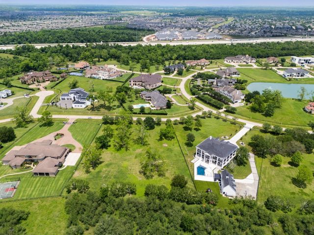 46 Chevall Court, Richmond, TX 77469