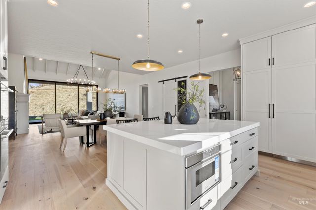 10968 N Elk Ridge Pl, Boise, ID 83714