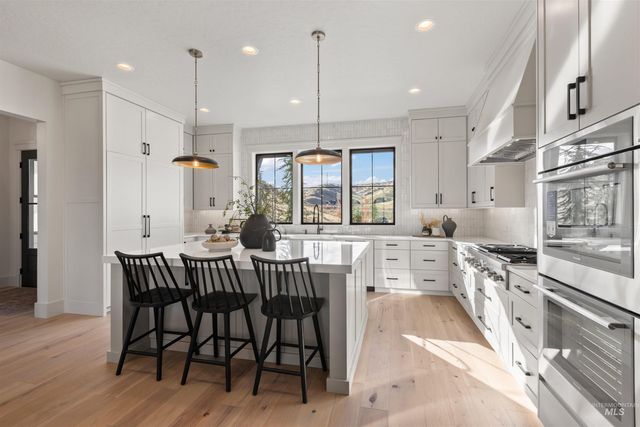 10968 N Elk Ridge Pl, Boise, ID 83714