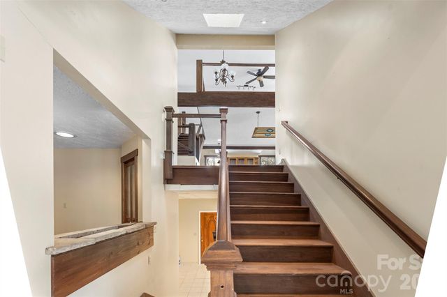 1842 Rock Springs Circle, Denver, NC 28037