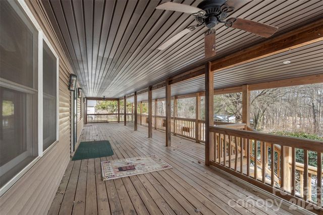 1842 Rock Springs Circle, Denver, NC 28037