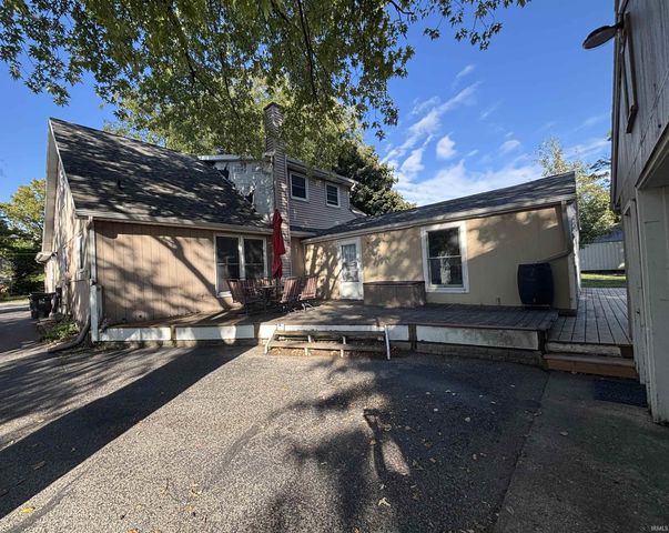 902 E 8th Street, Fowler, IN 47944