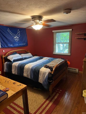 902 E 8th Street, Fowler, IN 47944