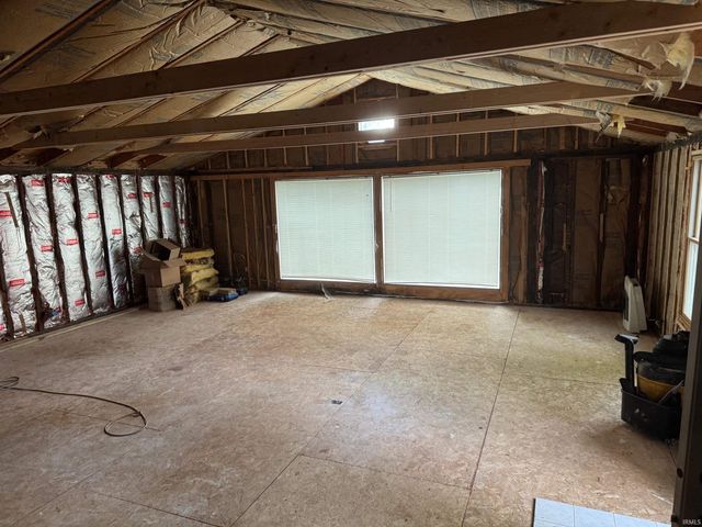 902 E 8th Street, Fowler, IN 47944