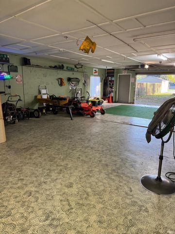 902 E 8th Street, Fowler, IN 47944