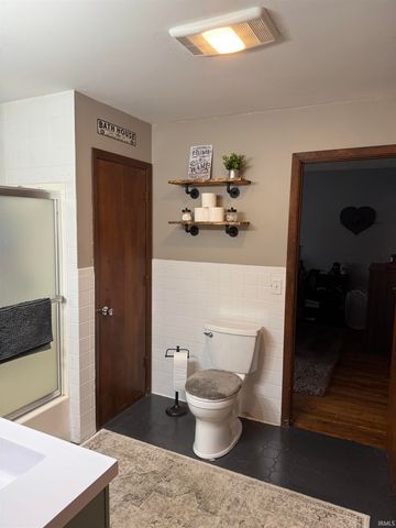 902 E 8th Street, Fowler, IN 47944