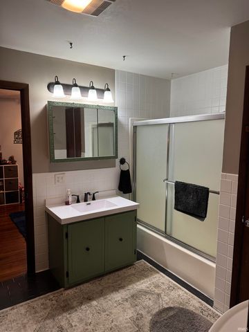 902 E 8th Street, Fowler, IN 47944