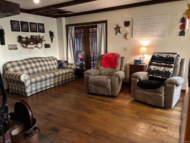 902 E 8th Street, Fowler, IN 47944