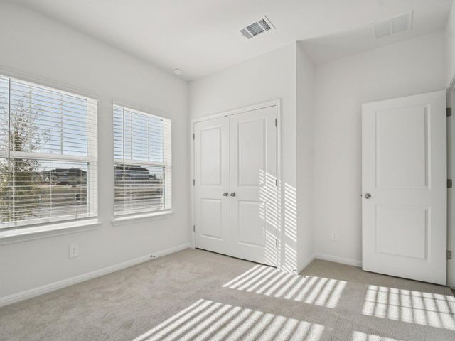 121 Rock Daisy TRL, Hutto, TX 78634