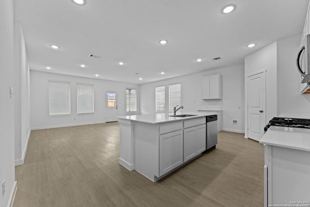 1201 Twisted Creek, New Braunfels, TX 78130