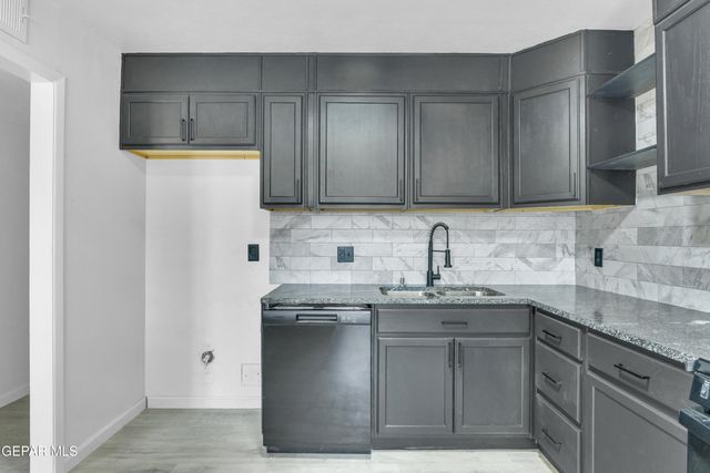 5244 alps Drive, El Paso, TX 79904