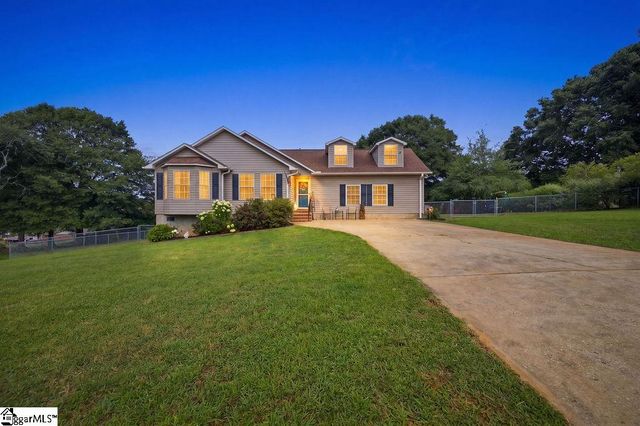 204 Sussex Way, Anderson, SC 29625