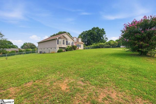 204 Sussex Way, Anderson, SC 29625