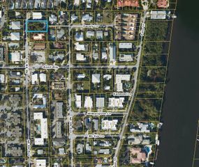 1227 NE 8th Avenue, Delray Beach, FL 33483
