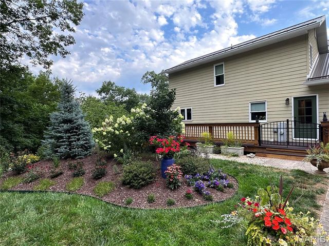 160 Thiebes Road, Labadie, MO 63055