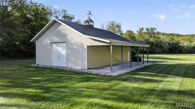 160 Thiebes Road, Labadie, MO 63055