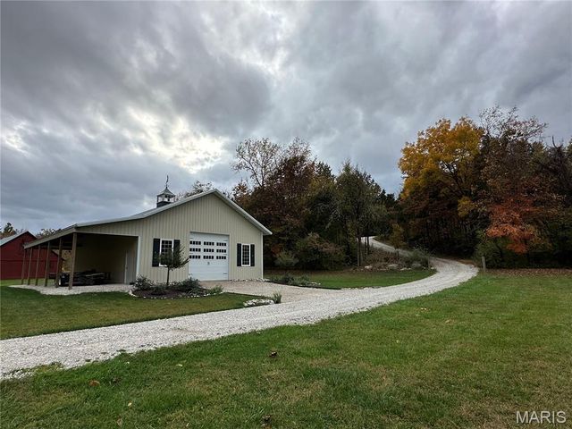 160 Thiebes Road, Labadie, MO 63055