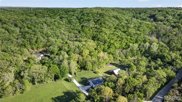 160 Thiebes Road, Labadie, MO 63055