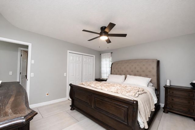 16701 Mead Hill Drive E, The Acreage, FL 33470