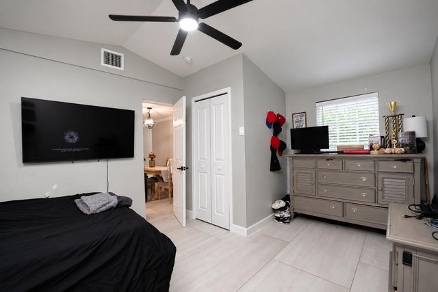 16701 Mead Hill Drive E, The Acreage, FL 33470