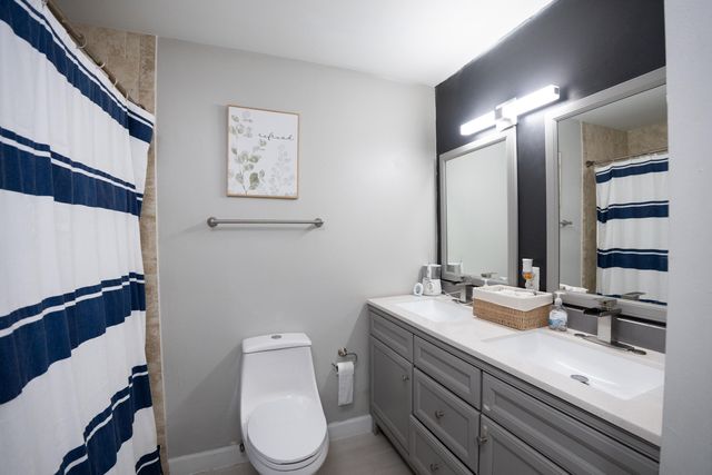 16701 Mead Hill Drive E, The Acreage, FL 33470