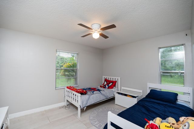 16701 Mead Hill Drive E, The Acreage, FL 33470