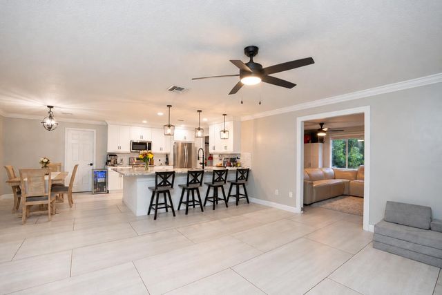 16701 Mead Hill Drive E, The Acreage, FL 33470