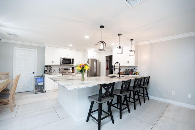 16701 Mead Hill Drive E, The Acreage, FL 33470