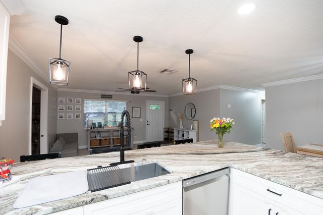 16701 Mead Hill Drive E, The Acreage, FL 33470