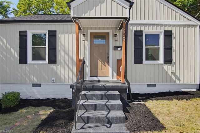 209 Mcculloch Street, Greensboro, NC 27406