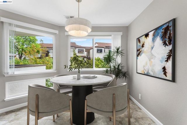 21109 Gary Dr 203, Hayward, CA 94546