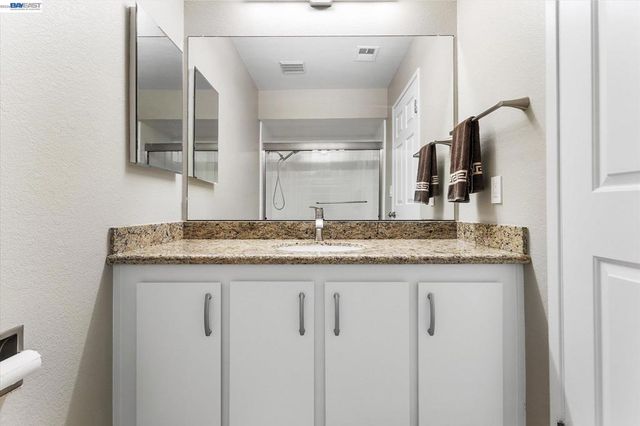 21109 Gary Dr 203, Hayward, CA 94546