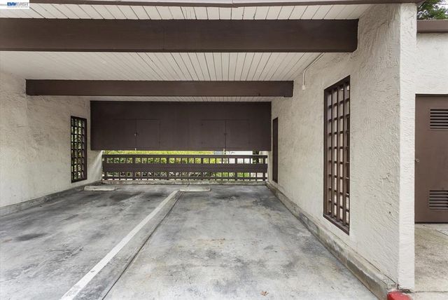 21109 Gary Dr 203, Hayward, CA 94546