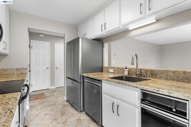 21109 Gary Dr 203, Hayward, CA 94546